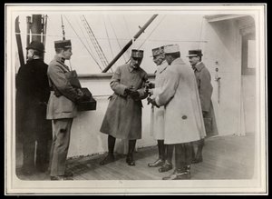 Foch marsall a „Paris” SS-en, 1906 (ezüst zselatin nyomat)